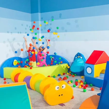 Aqua Beach#pool#sauna#jacuzzi No Limit Appartamento *