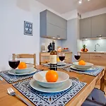 Aqua Beach#pool#sauna#jacuzzi No Limit Apartment *